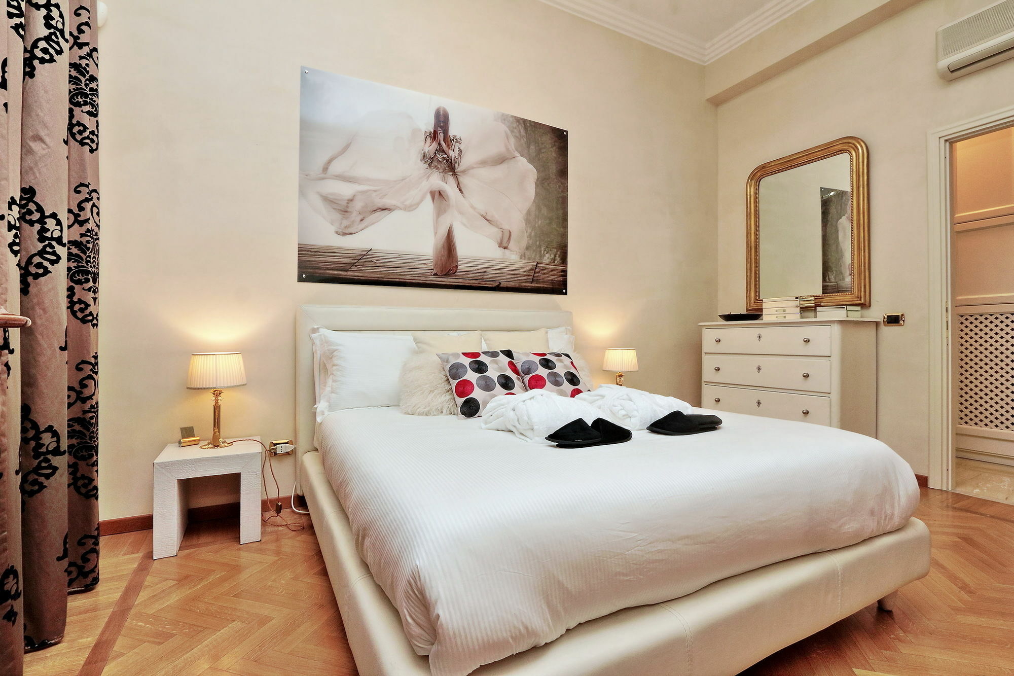 Sistina Twentythree Luxury Rooms Рим Екстер'єр фото